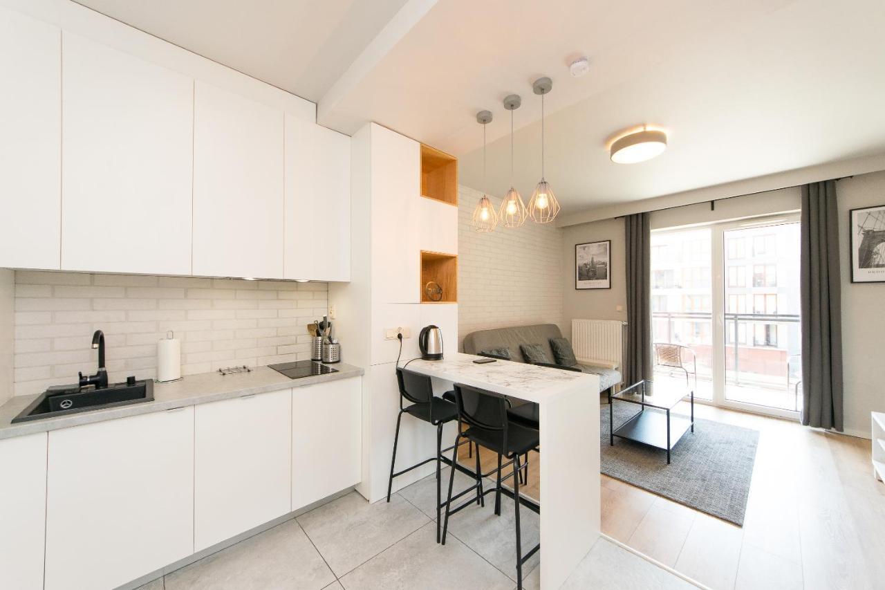 Main Trainstation One Bedroom Ac P4You Pl Cracovia Exterior foto